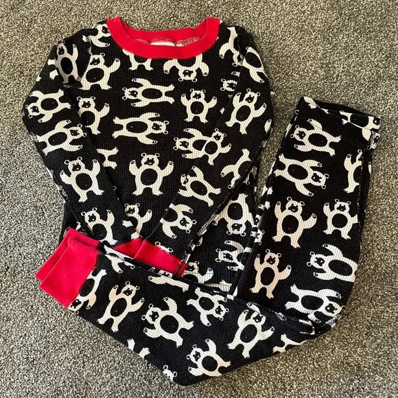 Hanna Andersson Other - Youth sized Hanna Anderson bear print thermal pajama set Size 6/7
